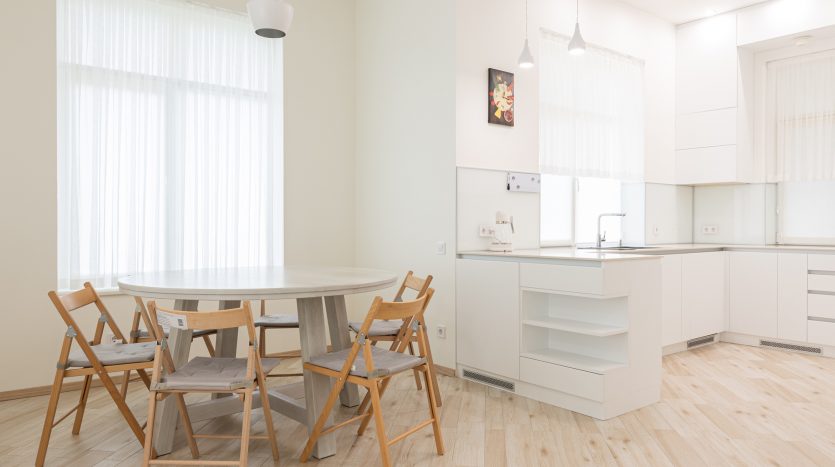 Piso en Avda Ciudad de Barcelona, Pacífico.