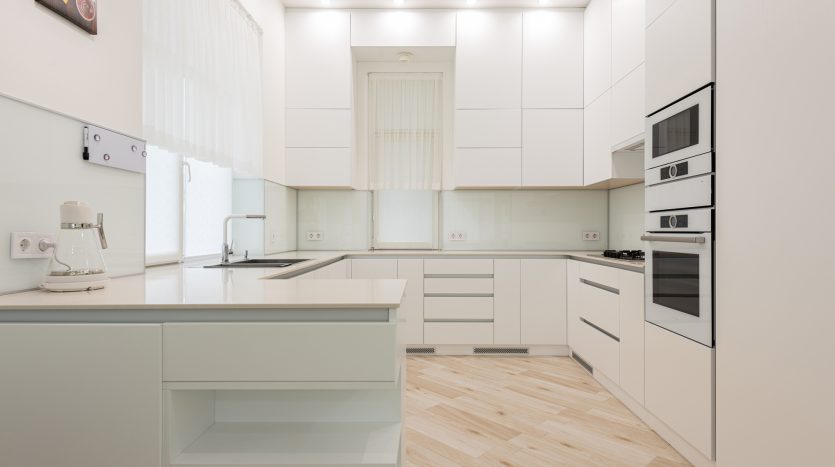 Piso en Avda Ciudad de Barcelona, Pacífico.